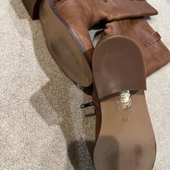 Madewell Brown Leather Women's Boots - Picture 7 of 8